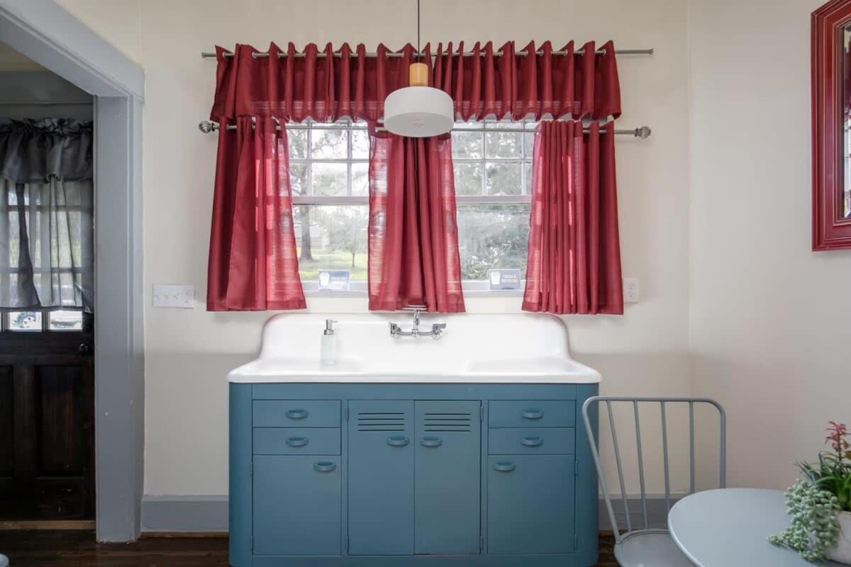 East Lake Stunner-Located At The Foot Of The Ruffner Mountains Birmingham Bagian luar foto